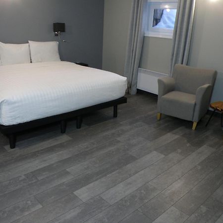 Motel St-Ambroise Saint-Ambroise Extérieur photo