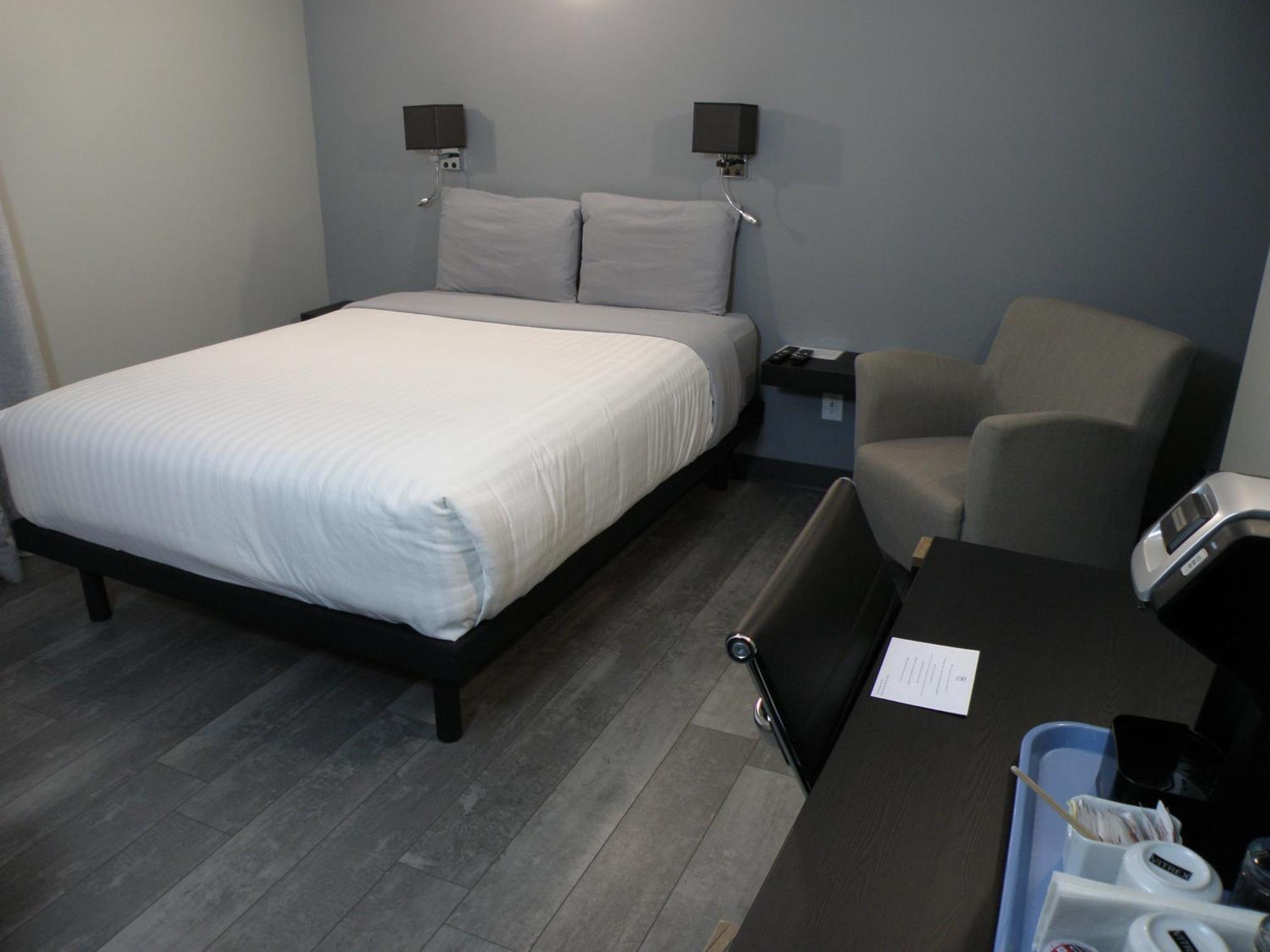 Motel St-Ambroise Saint-Ambroise Extérieur photo